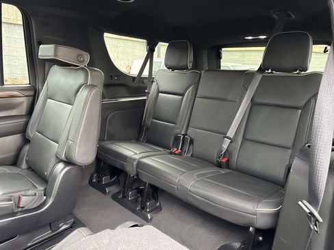 Certified 2023 Chevrolet Suburban Premier image 20