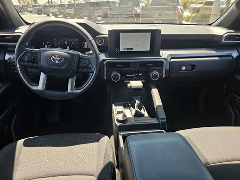 Certified 2026 Toyota 4Runner SR5 RWD image 20
