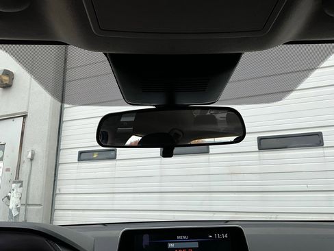 Used 2025 Nissan Sentra SV image 17