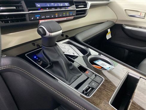 New 2026 Toyota Sienna Limited image 24