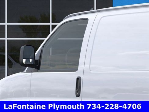 New 2025 Chevrolet Express 3500 w/ Driver Convenience Package image 12