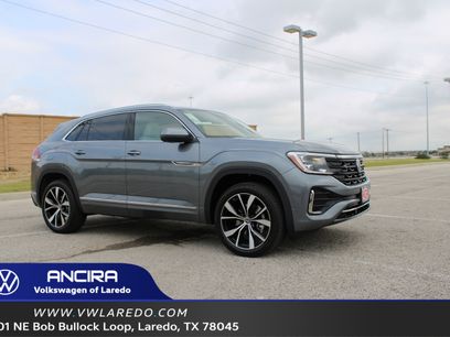New 2025 Volkswagen Atlas Cross Sport SEL Premium R-Line