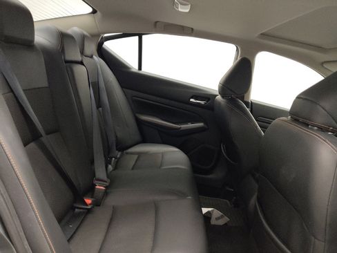 Used 2019 Nissan Altima 2.5 SR w/ SR Premium Package image 19