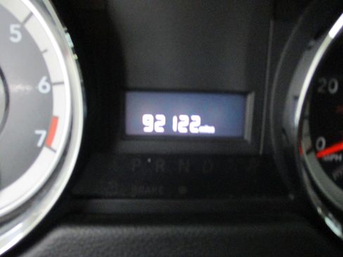 Used 2016 Dodge Grand Caravan SE image 22