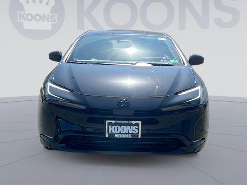 New 2026 Toyota Prius Plug-In Hybrid image 11