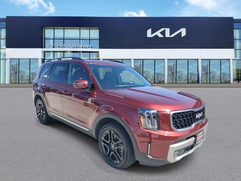 Certified 2023 Kia Telluride SX Prestige X-Line AWD/4WD image 2