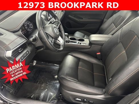 Used 2019 Nissan Altima 2.5 SR w/ SR Premium Package image 9