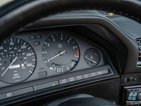 Used 1988 BMW 325i Convertible RWD image 42