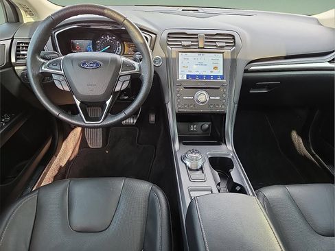 Used 2020 Ford Fusion Titanium FWD image 11