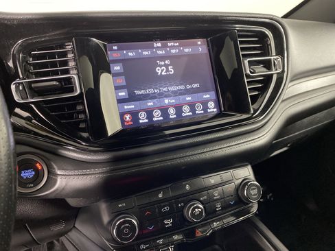 Used 2023 Dodge Durango SXT w/ Quick Order Package 2BK image 29