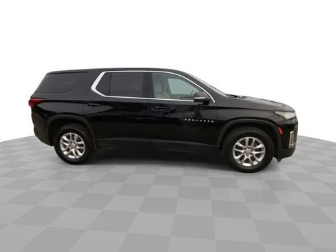 Used 2023 Chevrolet Traverse LS w/ Safety Package AWD/4WD image 3