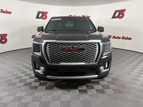 Used 2021 GMC Yukon Denali w/ Denali Premium Package RWD image 11