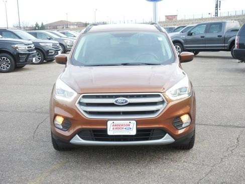 Certified 2017 Ford Escape SE w/ Equipment Group 201A AWD/4WD image 3