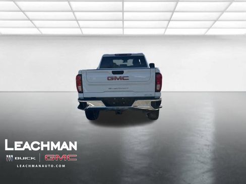 Used 2024 GMC Sierra 2500 SLE w/ SLE Convenience Package image 4