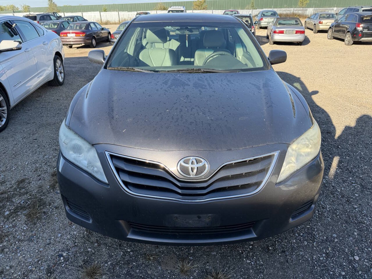 Used 2011 Toyota Camry LE FWD image 7
