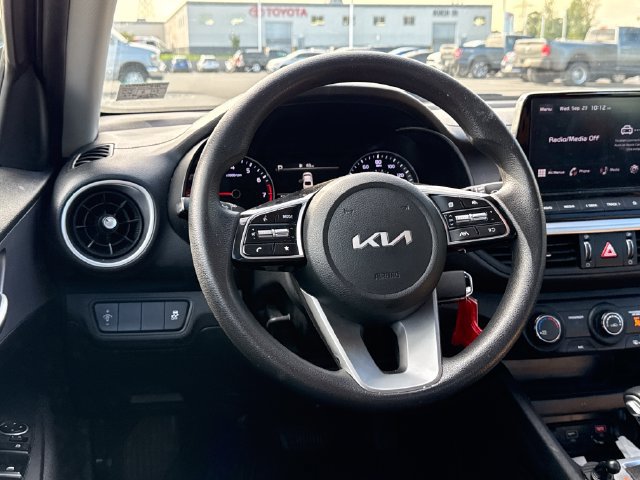 Used 2024 Kia Forte LXS FWD image 18