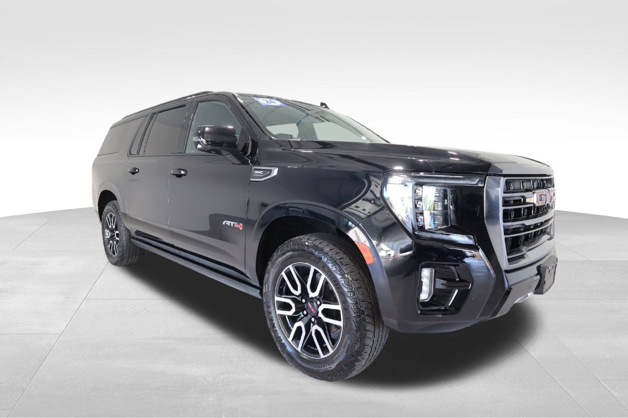 Used 2024 GMC Yukon XL AT4 w/ AT4 Premium Plus Package AWD/4WD image 6
