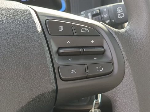 New 2026 Hyundai Venue SE image 25