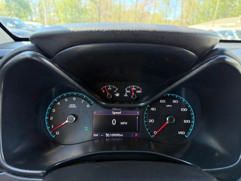 Used 2019 Chevrolet Colorado LT AWD/4WD image 16