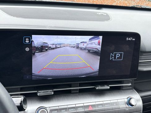 Certified 2024 Hyundai Kona SEL FWD image 8