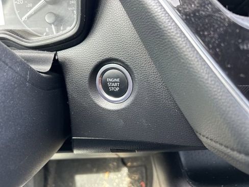 Used 2023 Toyota Corolla SE image 14