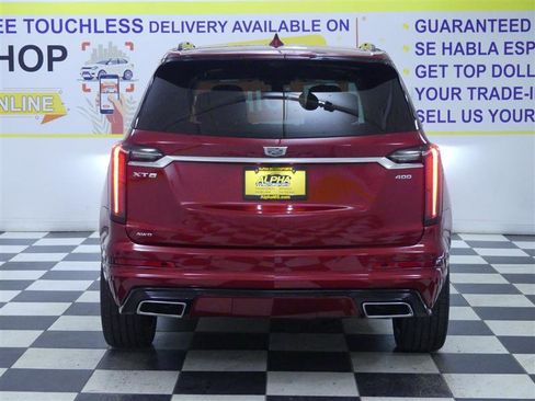 Used 2022 Cadillac XT6 Sport w/ Platinum Package image 8