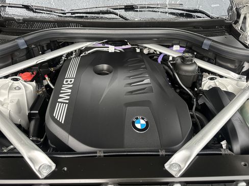 Used 2026 BMW X5 sDrive40i RWD image 10