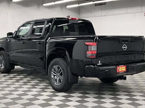 New 2026 Nissan Frontier SV w/ SV Convenience Package RWD image 4