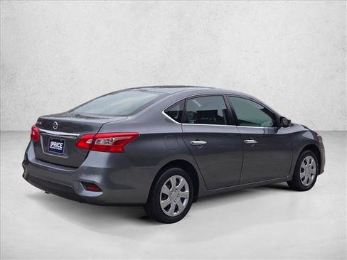 Used 2019 Nissan Sentra S image 5