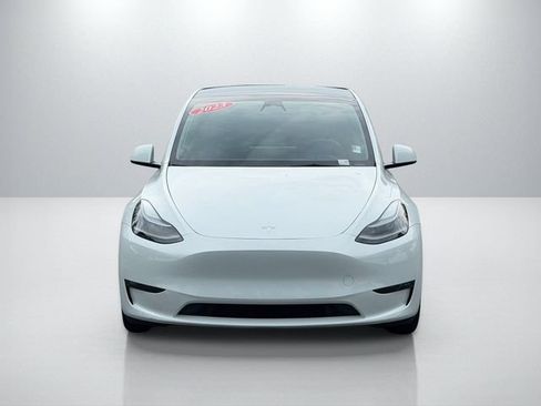 Used 2023 Tesla Model Y Performance AWD/4WD image 2