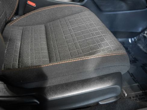 Used 2025 Honda HR-V Sport image 30