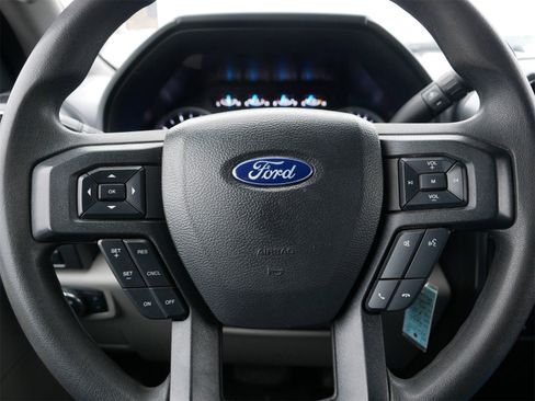 Certified 2022 Ford F250 XLT w/ XLT Premium Package image 24