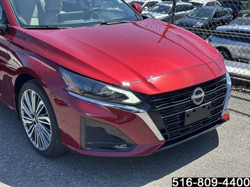 Used 2023 Nissan Altima 2.5 SL AWD/4WD image 2