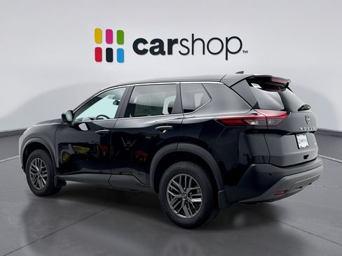 Used 2023 Nissan Rogue S AWD/4WD image 3