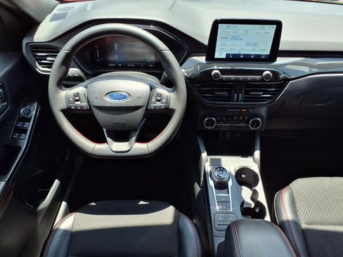 Certified 2025 Ford Escape ST-Line AWD/4WD image 14