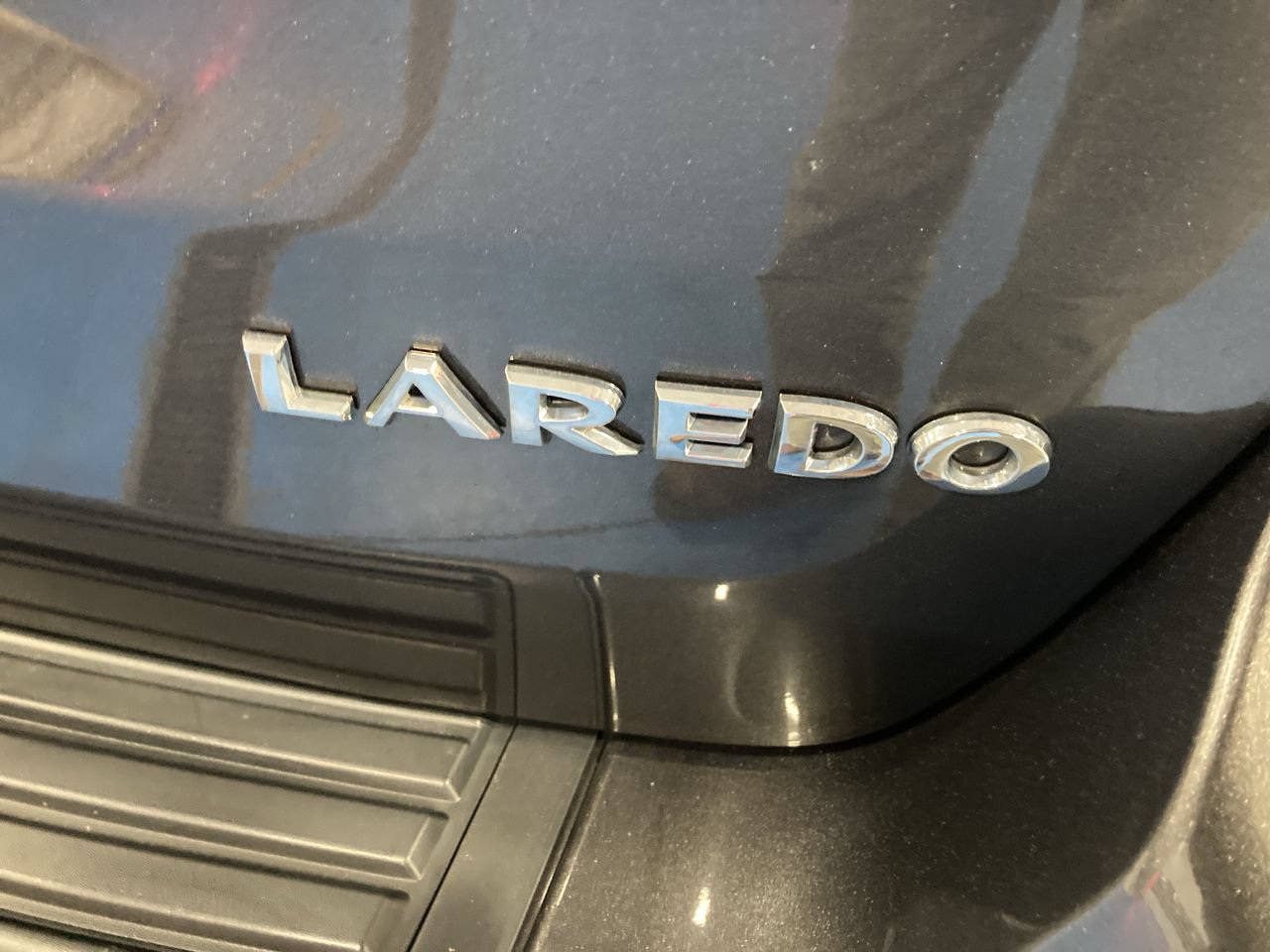 Used 2020 Jeep Grand Cherokee Laredo w/ Security & Convenience Group AWD/4WD image 10