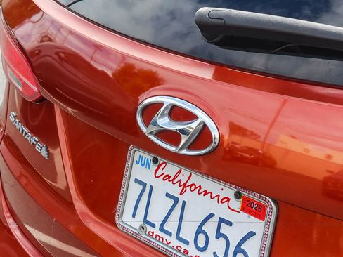 Used 2014 Hyundai Santa Fe Sport w/ Premium Equipment Package 03 FWD image 11