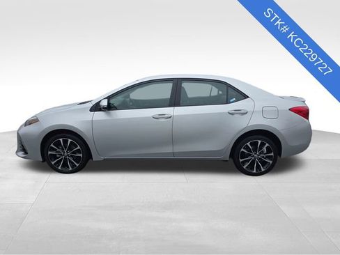 Used 2019 Toyota Corolla SE image 4