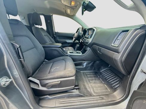 Used 2021 Chevrolet Colorado LT w/ Fleet Safety Package RWD image 27