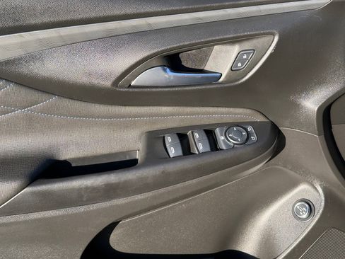 Certified 2025 Buick Envista Sport Touring w/ Convenience I Package image 16