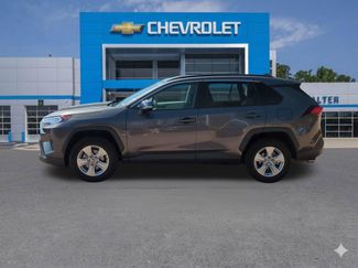 Used 2021 Toyota RAV4 XLE video 2