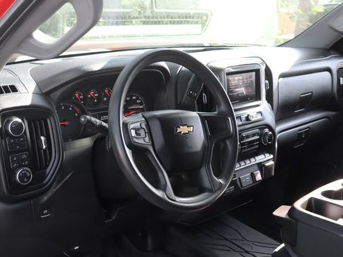 Used 2025 Chevrolet Silverado 2500 Custom w/ Custom Value Package AWD/4WD image 21