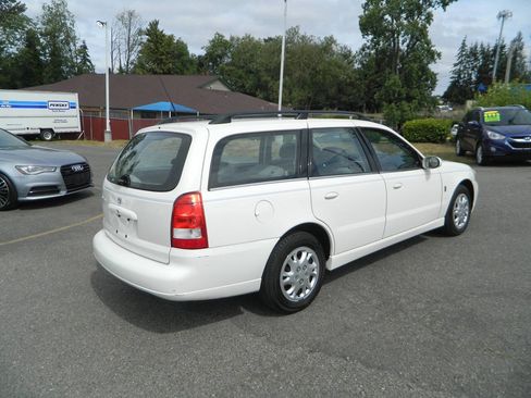 Used 2003 Saturn L-Series LW200 w/ Audio Pkg I FWD image 8