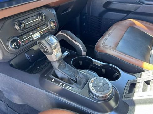 Used 2024 Ford Bronco Outer Banks AWD/4WD image 27