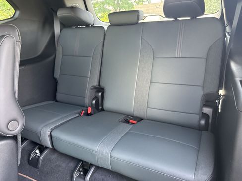 New 2026 GMC Acadia AT4 w/ Luxury Package AWD/4WD image 21