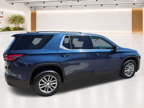 Used 2023 Chevrolet Traverse LT AWD/4WD image 13