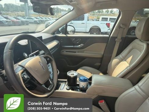 Used 2020 Lincoln Corsair Reserve w/ Equipment Group 201A FWD image 9
