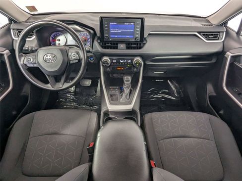 Used 2021 Toyota RAV4 XLE w/ Convenience Package FWD image 35