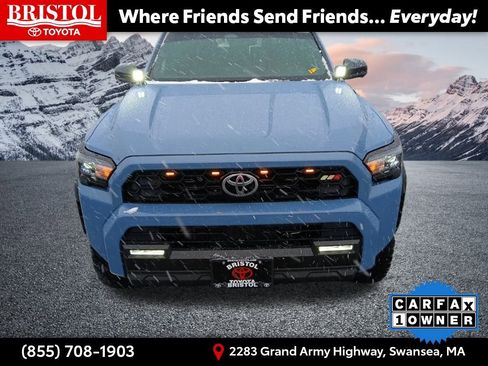 Used 2025 Toyota 4Runner TRD Off-Road Premium w/ Tow Technology Package image 2