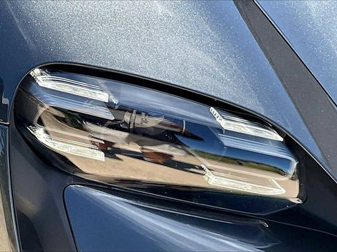 Used 2024 Porsche Taycan image 26